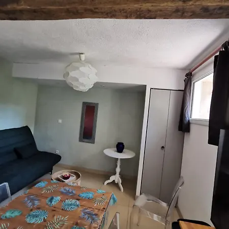 Bas De Avec Jardin, Piscine Et Jacuzzi 度假居